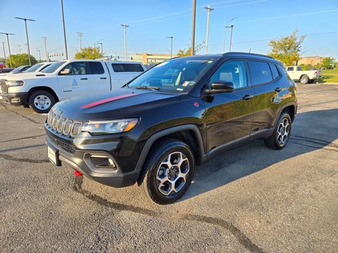 Used 2022 Jeep Compass Trailhawk image 8