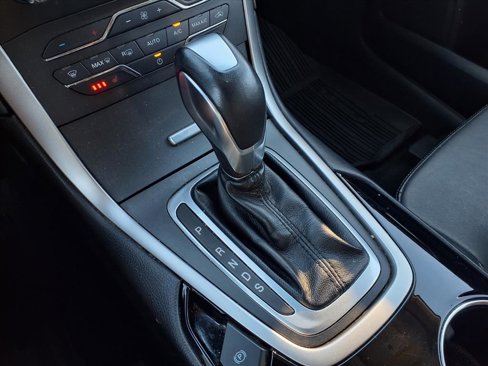 Used 2018 Ford Edge SEL w/ Equipment Group 201A image 20