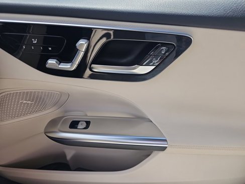 Certified 2022 Mercedes-Benz C 300 4MATIC Sedan image 18
