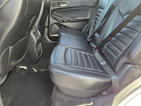 Used 2024 Ford Edge SEL image 12