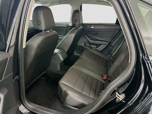 Used 2024 Volkswagen Jetta SE image 29