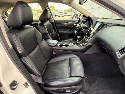 Used 2017 INFINITI Q50 Sport image 18