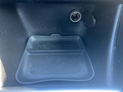 Used 2013 Chrysler 200 Touring image 12