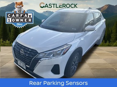 Used 2022 Nissan Kicks SV image 1