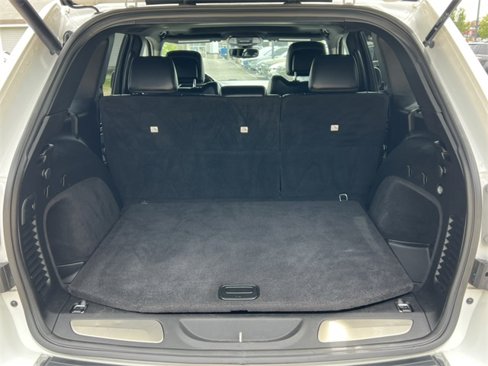 Used 2019 Jeep Grand Cherokee Limited image 34