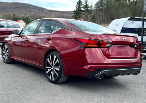 Used 2021 Nissan Altima 2.5 SR w/ SR Premium Package image 7