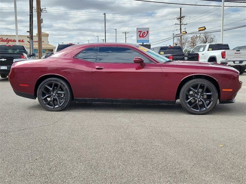 Used 2022 Dodge Challenger SXT w/ Blacktop Package image 12