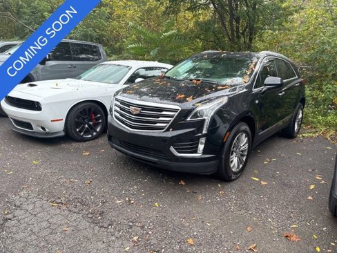 Used 2017 Cadillac XT5 Luxury w/ Driver Awareness Package image 4