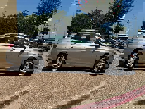 Used 2022 Chevrolet Malibu LS image 7