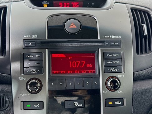 Used 2013 Kia Forte EX image 13