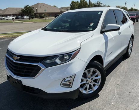 Used 2020 Chevrolet Equinox LT w/ Driver Convenience Package image 3