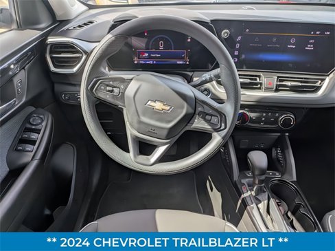 Used 2024 Chevrolet TrailBlazer LT image 14