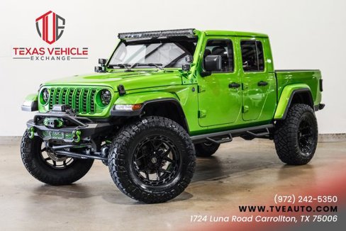 Used 2025 Jeep Gladiator Sport image 1