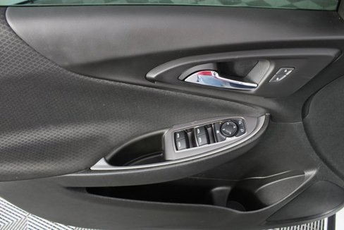 Used 2019 Chevrolet Malibu LS image 13