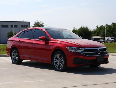 Used 2023 Volkswagen Jetta SE image 6