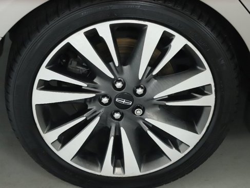 Used 2019 Lincoln MKZ Reserve image 12