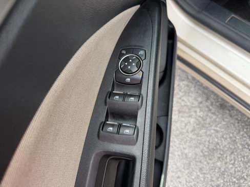 Used 2018 Ford Fusion S image 12