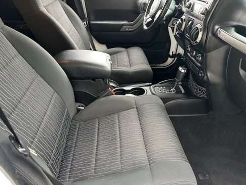 Used 2012 Jeep Wrangler Unlimited Sport image 16