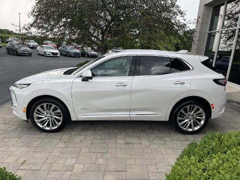 Used 2024 Buick Envision Avenir image 5