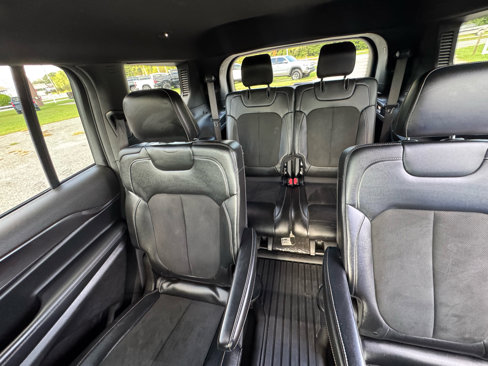 Used 2021 Jeep Grand Cherokee L Laredo image 13