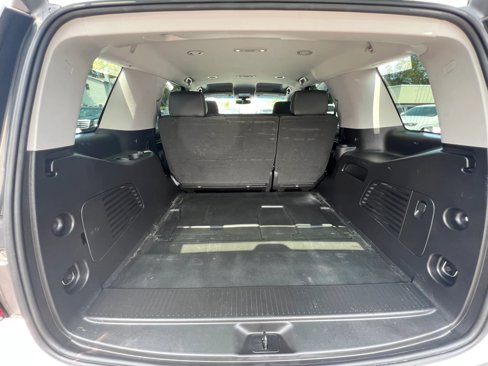Used 2019 Chevrolet Tahoe 2WD image 29