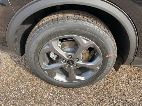 New 2025 Ford Escape ST-Line w/ Tech Pack #1 image 9
