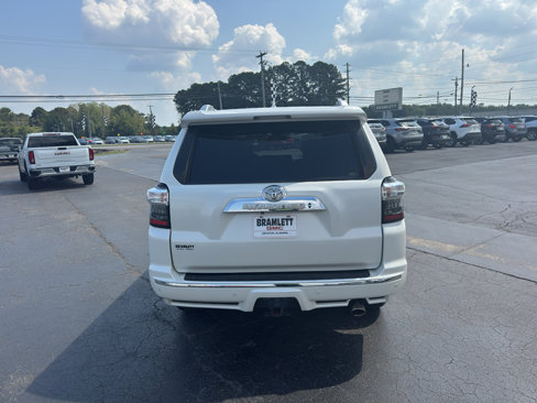 Used 2015 Toyota 4Runner Limited image 6