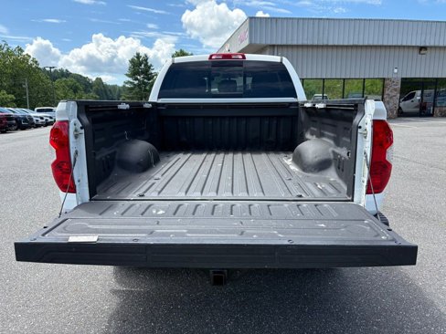 Used 2017 Toyota Tundra SR5 image 11