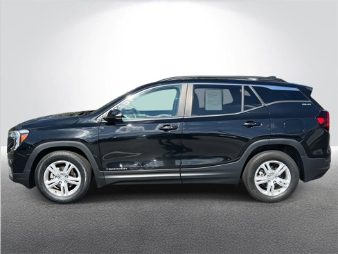 Certified 2022 GMC Terrain SLE w/ Driver Convenience Package image 3