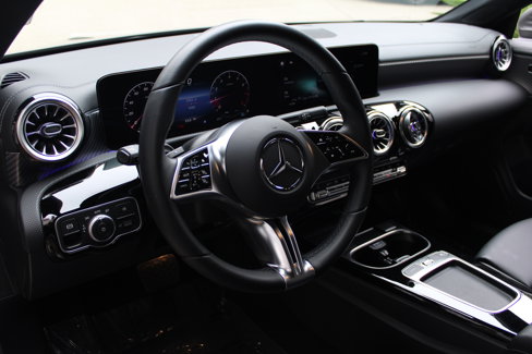 Certified 2025 Mercedes-Benz CLA 250 4MATIC image 5