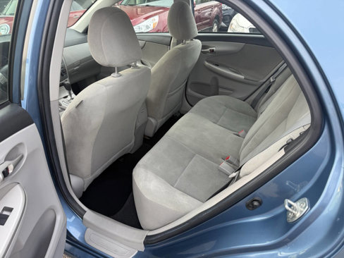 Used 2013 Toyota Corolla LE w/ Premium Pkg image 23