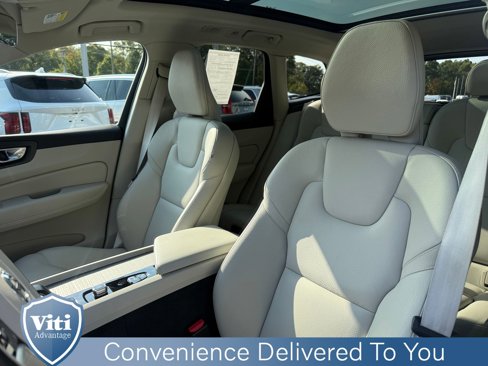Certified 2023 Volvo XC60 B5 Plus image 18