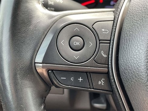 Used 2021 Toyota Camry XSE image 18