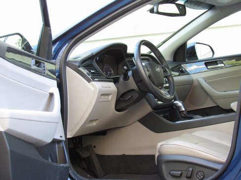 Used 2019 Hyundai Sonata Limited w/ Ultimate Package 04 image 10