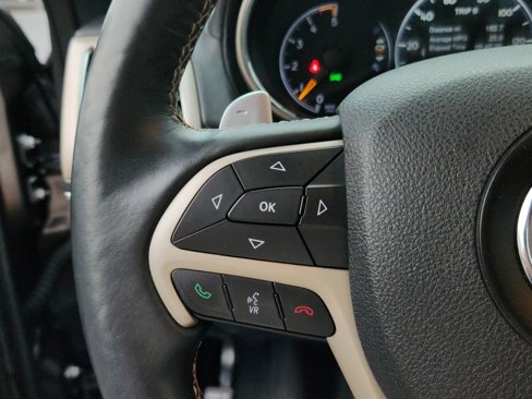 Used 2015 Jeep Grand Cherokee Overland w/ Advanced Technology Group image 10