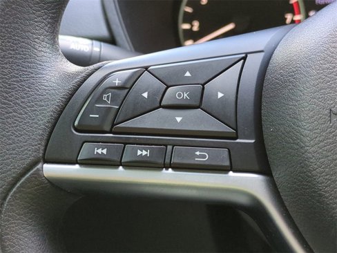 Used 2022 Nissan Altima 2.5 SV image 23