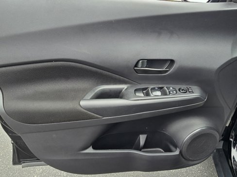 Used 2024 Nissan Kicks S image 9