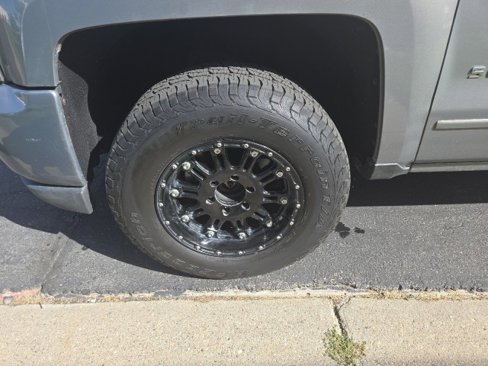 Used 2017 Chevrolet Silverado 1500 LT w/ All Star Edition image 35