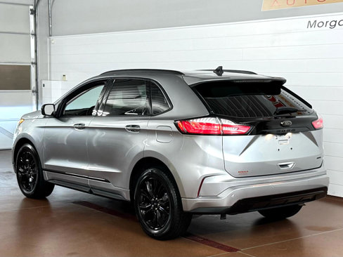 Used 2022 Ford Edge SE image 5