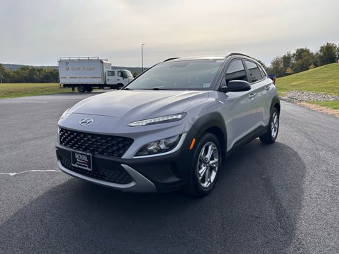 Used 2023 Hyundai Kona SEL image 3
