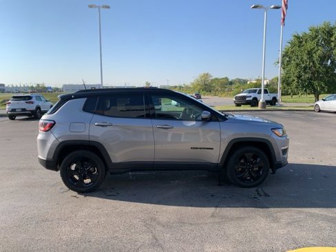 Used 2018 Jeep Compass Altitude w/ Popular Equipment Group image 2