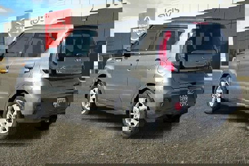 Used 2017 Kia Soul w/ Convenience Package image 7
