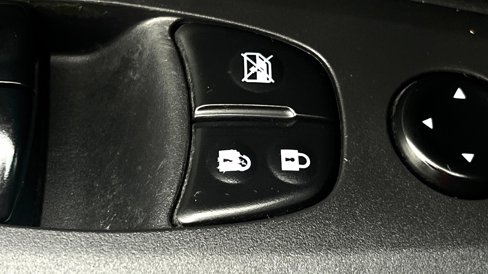 Used 2013 Nissan Pathfinder Platinum w/ Platinum Premium Pkg image 46