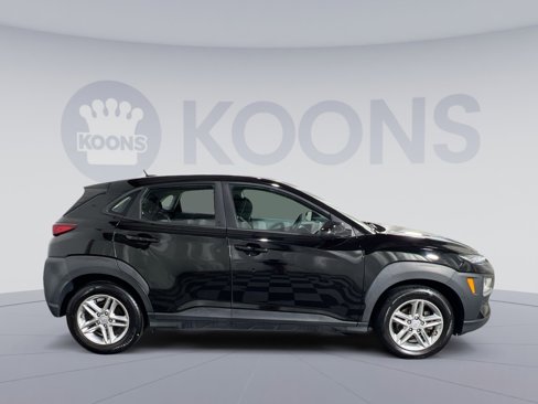 Used 2021 Hyundai Kona SE image 8
