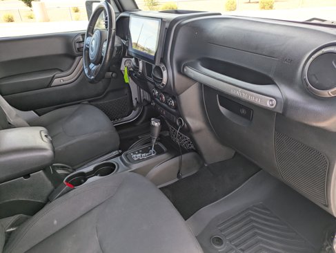 Used 2018 Jeep Wrangler Unlimited Sport w/ Connectivity Group image 13