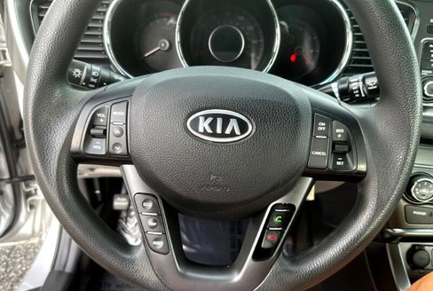 Used 2012 Kia Optima LX image 19