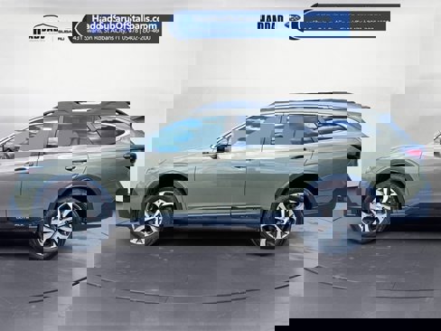 Used 2021 Subaru Outback Premium image 2