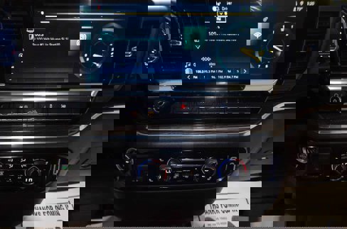 Used 2025 Chevrolet Silverado 1500 LT image 24