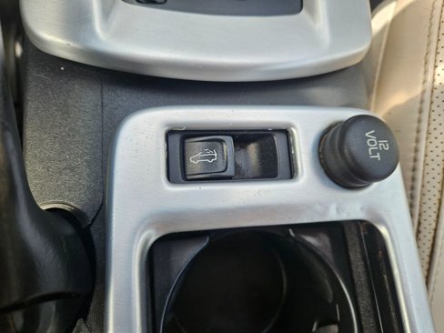 Used 2013 Volvo C70 T5 image 8