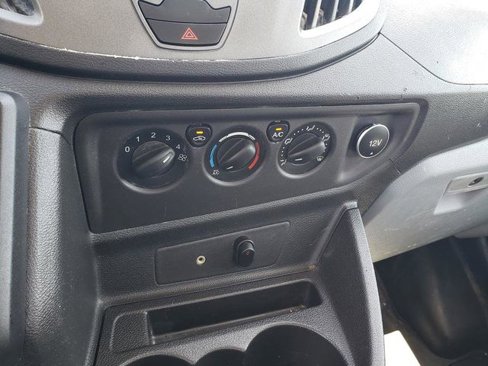 Used 2018 Ford Transit 250 138 image 27